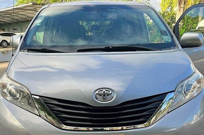 1 Way Transfer Miguel's BonVoyage PUJ Airport to Bayahibe or Bayahibe to PUJ - One-Way Transfer Between PUJ and Bayahibe in About an Hour