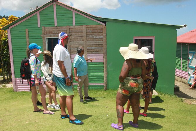 5 Tours of Jungle and Dominican Culture with Lunch - Calle Ceiba start: Rancho Papito horses and tobacco craft