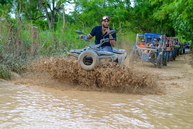 Adrenaline in 4X4 ATV through Macao Beach, Cave, Cafe Tour and Tobacco - The cave with a lagoon: a cool break that changes the pace