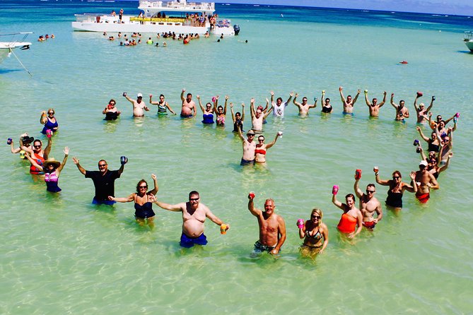 Adventure Combo: Party Boat Cruise & Parasailing - Snorkeling at the coral reefs: gear included and how to make the most of 30 minutes
