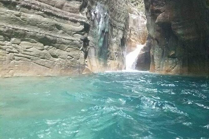 Adventure in the 7 Waterfalls + Typical Lunch and Transportation - Who should book this tour, and who should rethink it