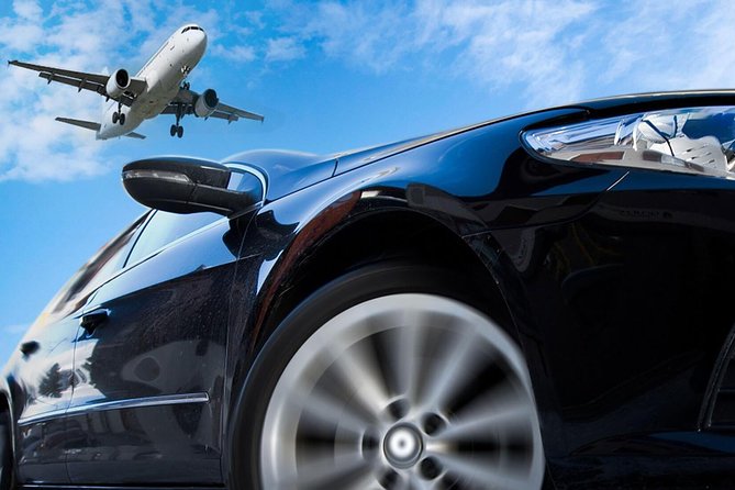 Airport Pick Up - Private Transport Service - Airport Meet-Up: Name Card vs. Busy Ground Transport