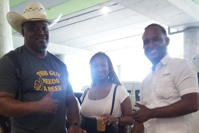 Airport Transfer from/to Uvero Alto to Punta Cana - Private means only your group, not a moving waiting room