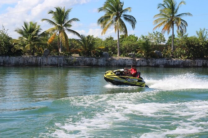 Aqua Adventure: Jet Ski + Aqua Karts - Aqua Karts (About 20 Minutes): A Different Kind of Adrenaline