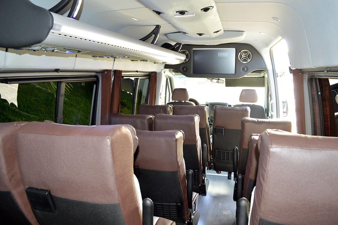 Arrival Luxury Transportation: Punta Cana International Airport to Hotels (1-5) - The One Real Red Flag to Plan For