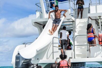 Bavaro Punta Cana EN boat party with drinks and transportation - Key points before you go