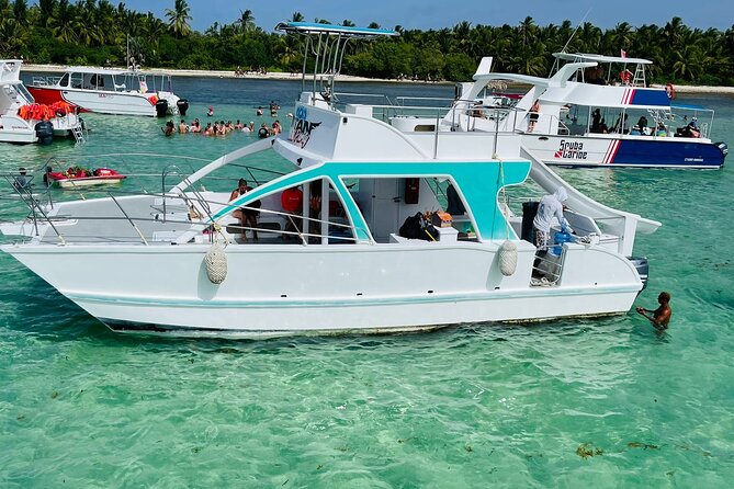 Bavaro Punta Cana EN boat party with drinks and transportation - Stop 2: Bavaro Beach Snorkeling, Clear Water, and the Slide (30 Minutes)