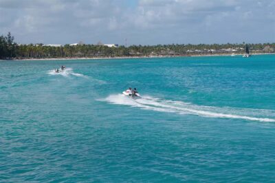 Bávaro: Speed Boat and Snorkeling Trip - The speedboat run around Bávaro: what the thrill feels like