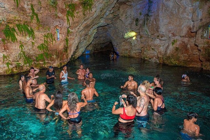 Boogies Adventure, Private Cave, Taino Show - Boogie riding in convertible SUV-style vehicles: what you’re signing up for