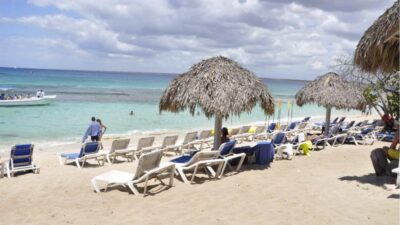 Catalina Island: Day Trip - Best Snorkeling! - The beach interval: why the sand break is part of the snorkeling value