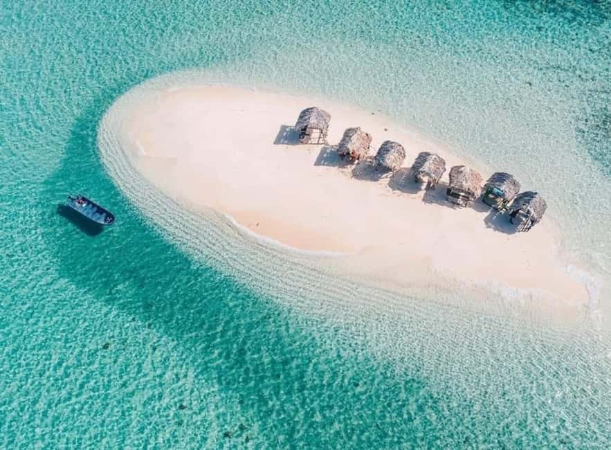 Cayo Arena: Paradise Island & Magroves Tour Private - Cayo Arena beach time: white sand, turquoise water, and no fuss