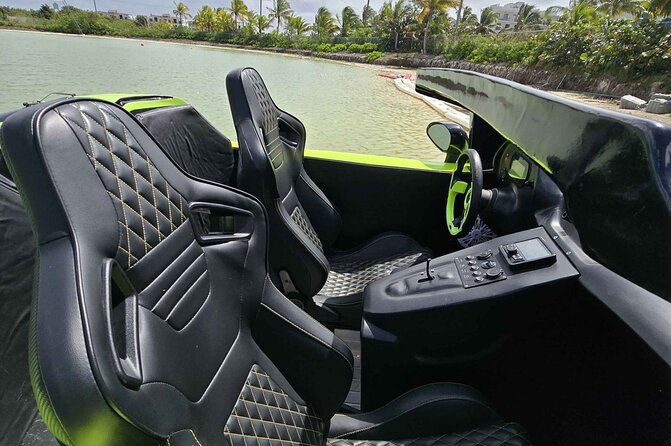 Chic and Fast Jet Car Water Experience - Speed over the water: photos, views, and the real thrill
