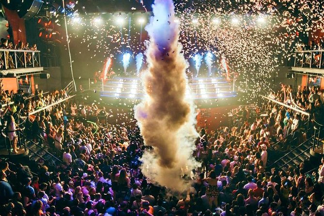 Coco Bongo Disco Show! The Best Punta Cana Party! - Drinks, Hydration, and Pace: How to Make the Included Alcohol Work for You