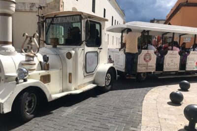 Colonial Zone Train 45 minutes of history and culture in Santo Domingo - What Happens During the 45-Minute Train Ride (and How to Use the Audioguide)