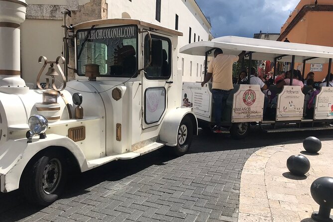 Colonial Zone Train 45 minutes of history and culture in Santo Domingo - What Happens During the 45-Minute Train Ride (and How to Use the Audioguide)