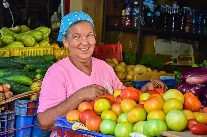 Cultural Day Altos de Chavón - Higuey experiences - The Local Market Stop: Shopping, Snacks, and How the Day Feels