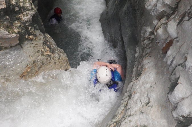 Damajagua Waterfalls for Cruise Ship Passengers - Lunch and rum drinks: how the food fits into your energy level