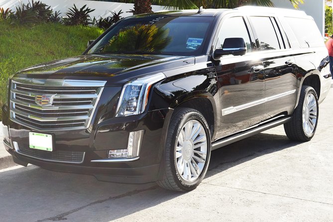 Departure Luxury Transportation: Hotels to Punta Cana International Airport(1-5) - Zones that get pickup: Punta Cana, Uvero Alto, Bayahibe, and the rest