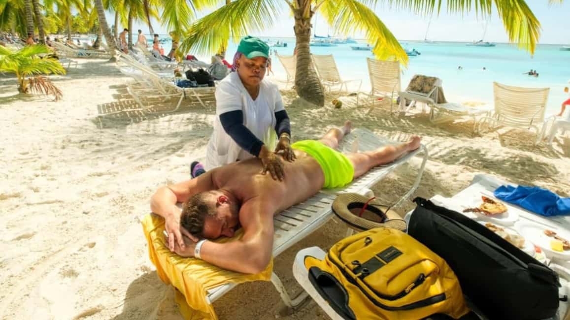 Discover Punta Cana: Full-Day Saona Island All Included - Natural Pool: Starfish, Clear Water, and a Tight Time Window