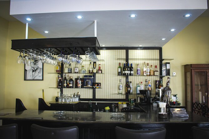 Dominican Cigar Factory Tour - Drinks, Mamajuana, and Your Included Cigar or Cigarillo