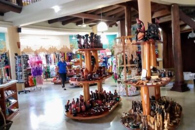 Don Lucas Cigar Factory, Rum tasting, Cocoa factory, Souvenirs - Lucas Cigar Factory: tobacco museum time and what the cigar tasting teaches