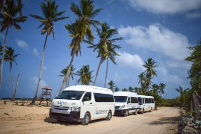 Effortless Airport Transfers in Punta Cana - Name sign pickup and early waiting that reduce stress