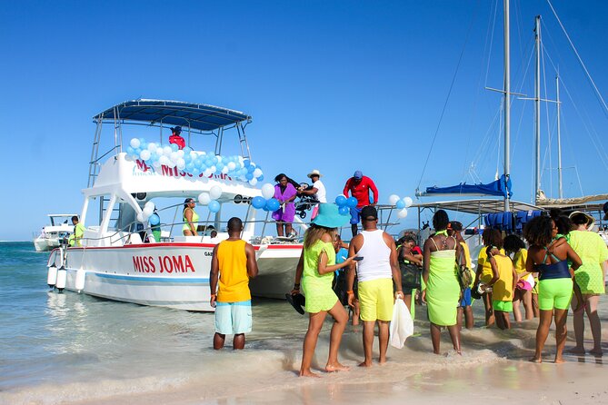 Experience for families and friends by private boat with pick-up - Stop 1: Bavaro Beach snorkeling with an expert snorkeler