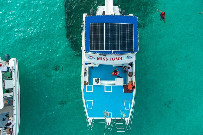 Experience for families and friends by private boat with pick-up - The crew energy: names you might hear on board