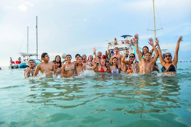 Fiesta en el Mar: Party Boat Punta Cana - Getting started: pickup, timing windows, and what to bring