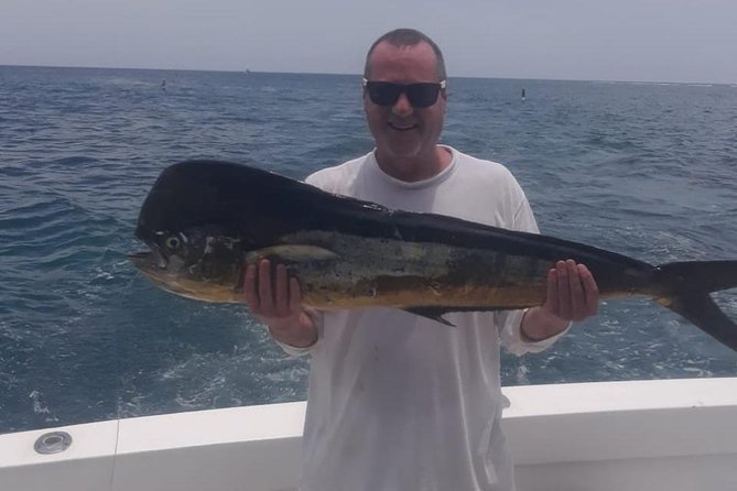Fishing Tour in Punta Cana - Deep Sea Fishing - On the water: trolling in search of marlin, mahi-mahi, sailfish, wahoo, and tuna