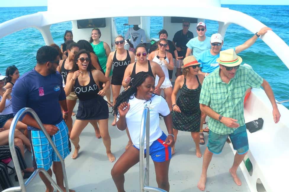 From Bavaro, Punta Cana: Boat Party, Snorkeling, Drinks, Snacks, and Transportation - What to bring (and what to do for a comfortable day)