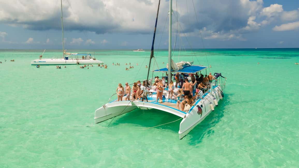 From Bayahíbe: Saona Island Catamaran Cruise with Buffet - Saona Island beach time: 2.5 hours of white sand and buffet reality