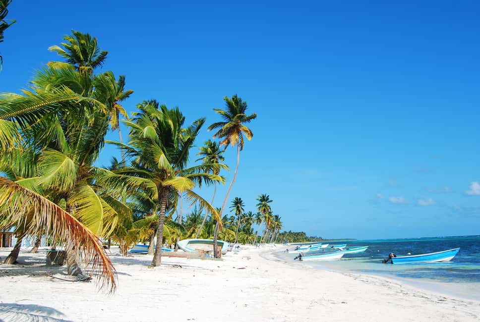 From Los Melones: Saona Island Day Trip with Lunch - Isla Saona’s Beaches: Why “Remote” Here Still Comes With People