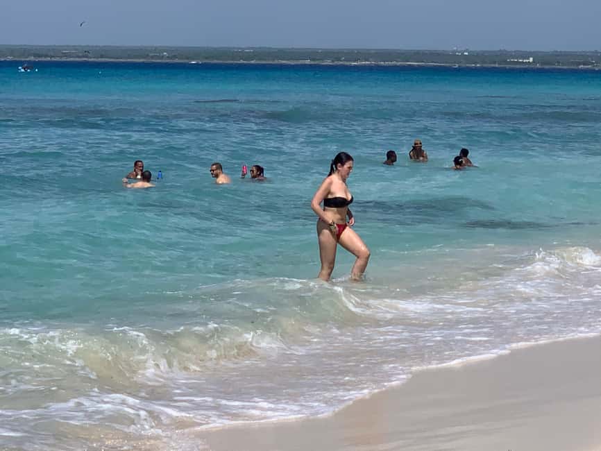 From Punta Cana: Catalina Island Swim, Sail & Snorkel - Live bachata and merengue: the cultural closer that makes it fun