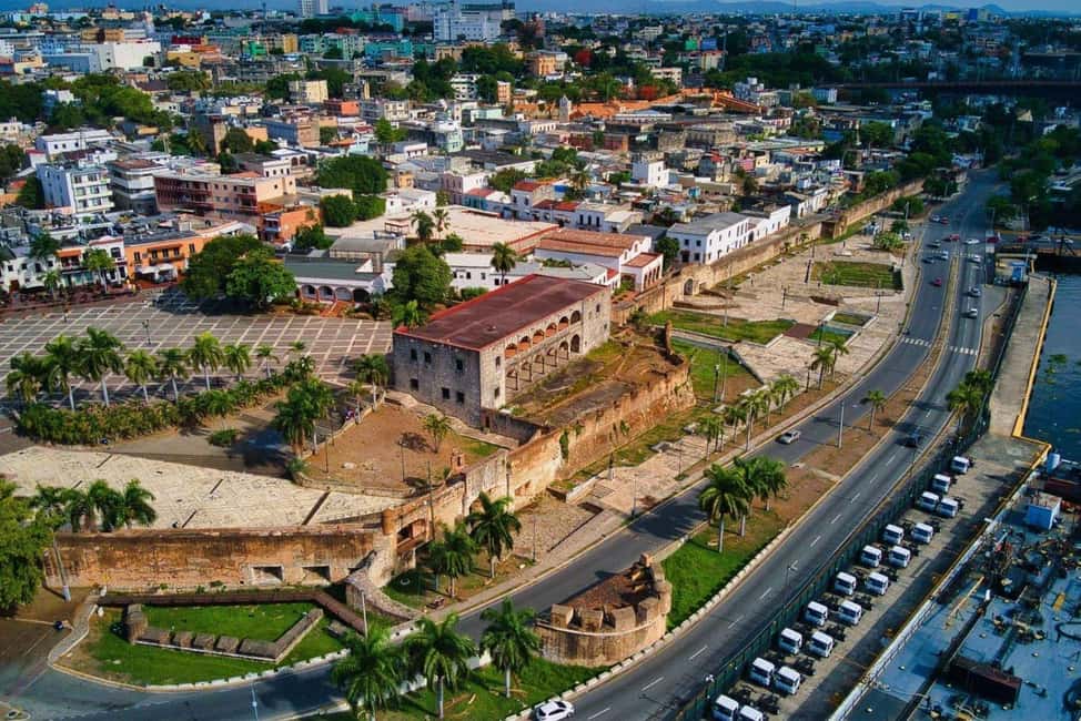From Punta Cana: Santo Domingo Full-Day Tour with Lunch - Dominican lunch: the one meal that decides whether the day feels fun