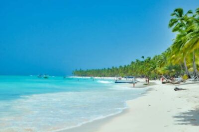 From Punta Cana: Saona and Mano Juan Day Trip by Speed Boat - Playa Abanico (Fan Beach) and the rhythm of fewer crowds