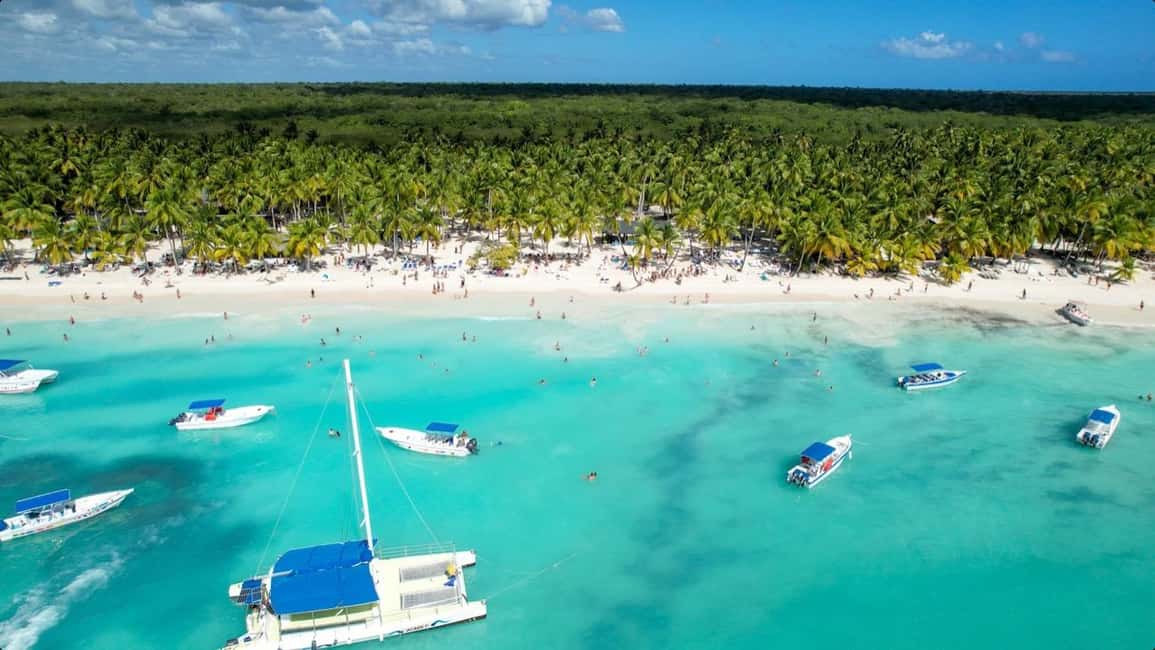 From Punta Cana: Saona Island Day Trip with Buffet Lunch - Getting There From Punta Cana: Pickup, Bayahibe, and What Can Go Off-Script