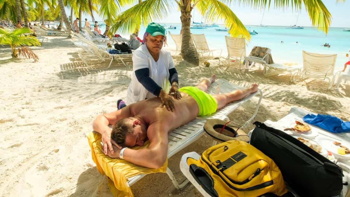 From Punta Cana: Saona Island Day Trip with Buffet Lunch - Practical Tips to Make the Day Easier