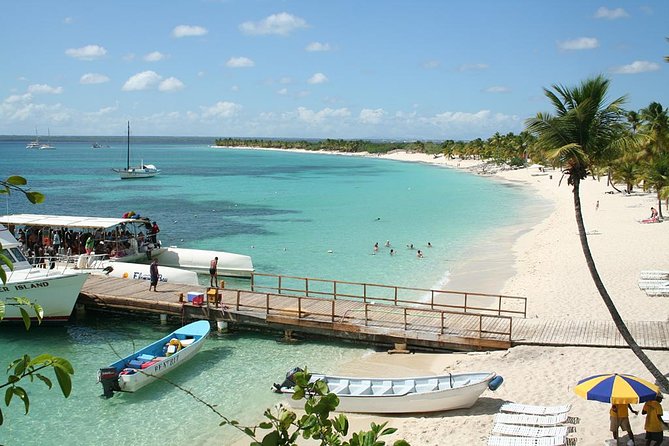 Full day Caribbean Catalina Island with snorkeling - Catalina Island: the protected drop-reef snorkel zone