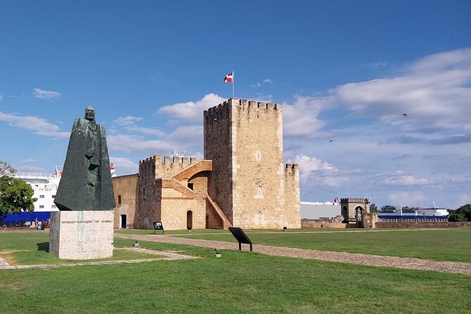 Full Day Santo Domingo Tour - Lunch and the rhythm of an 8–10 hour day