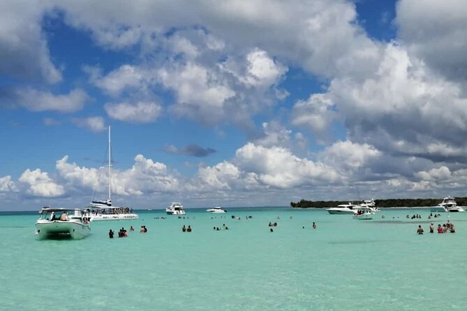 Full-Day Saona Island Escape – Beaches, Adventure, Paradise Vibes - Group Size, Timing, and What Can Go Wrong (So You’re Not Surprised)