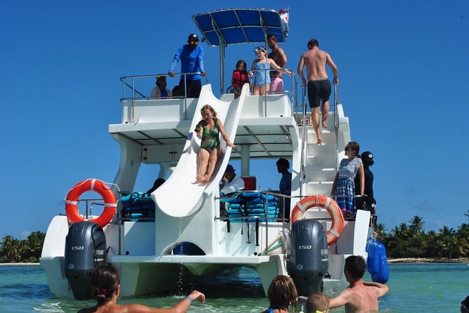 Full day tour. Buggy, lunch and Catamaran Adventure - The Underground Freshwater Stop and the Farm Lesson