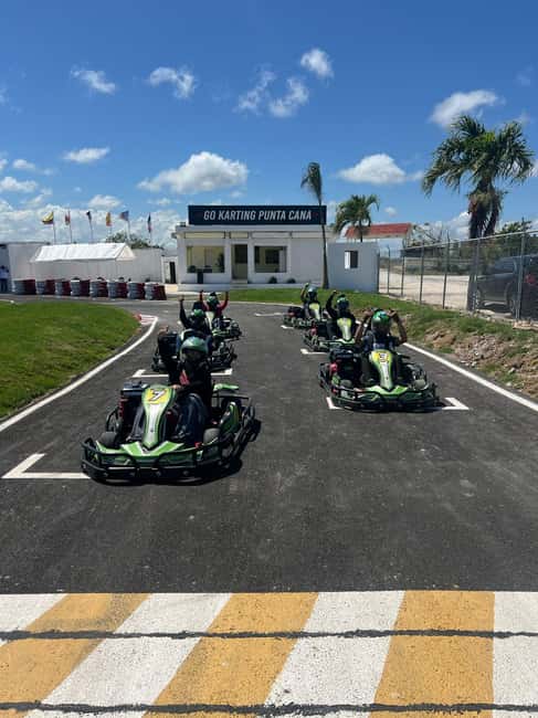 GO-KARTS: PUNTA CANA - Final competition and the podium photo moment