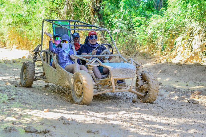 Grupo Pequeño en Buggy’s o ATV por el lodo en Punta Cana - What to bring (and what to leave behind for the mud ride)