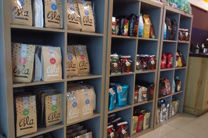 Guided Shopping Tour - Rum tasting, chocolate factory, Cigar factory - Shopping without getting lost: souvenirs, jewelry, and crafts