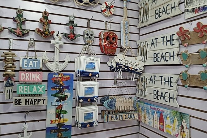 Guided Souvenir Shopping Tour in Punta Cana - The 2-hour flow: pickup, shopping center, then back