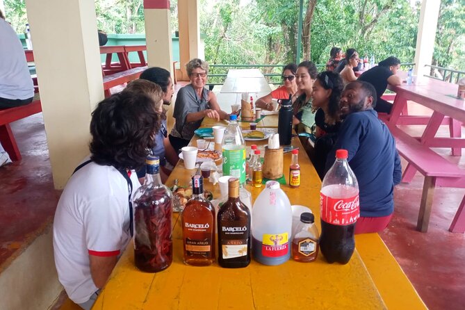 Half-Day Cultural Experience: History, Flavors & Local Artisans - Cocoa, chocolate tasting, and the mamajuana lesson