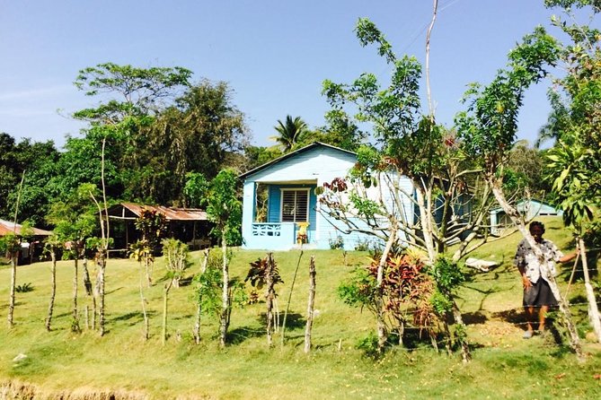 Half-Day Mountain Ride in Puerto Plata - Puerto Plata City Time: The Malecon, Neptune Statue, and Local Life