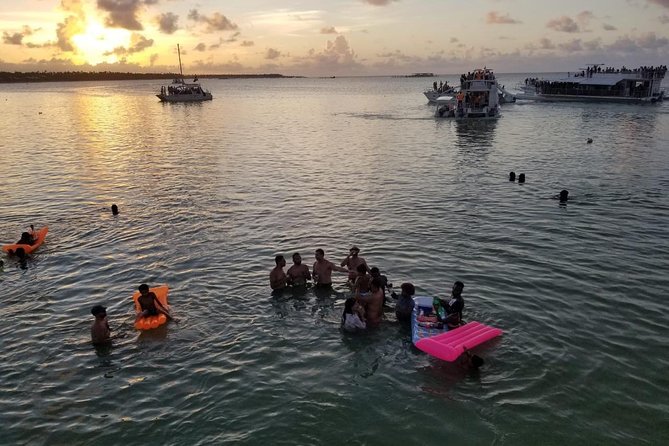 Half-Day Punta Cana Booze Party Cruise Experience - Weather Dependence and a Real-World Pickup Concern