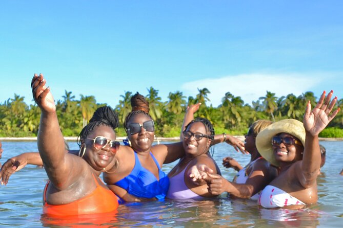 Half-Day Snorkeling Cruise and Natural Pool with Open Bar - Reef snorkeling with sanitized gear and a lifeguard-led route